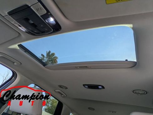 Used 2020 Hyundai Palisade SEL w/ Premium Package image 26