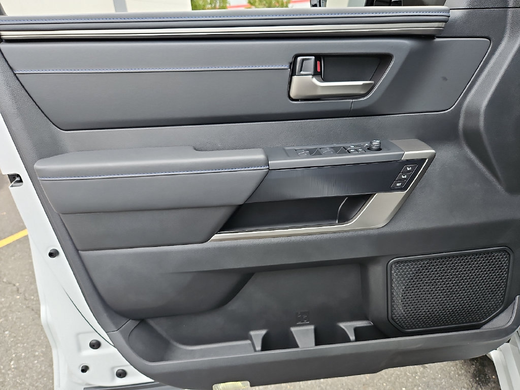 New 2026 Toyota Tundra Platinum AWD/4WD image 9