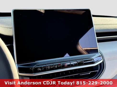 New 2026 Jeep Compass Limited image 10