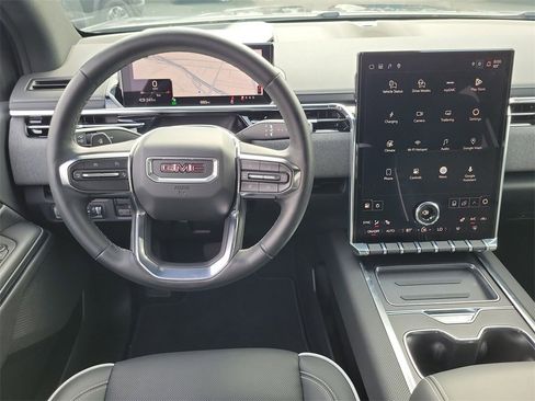 Used 2026 GMC Sierra EV Elevation image 11