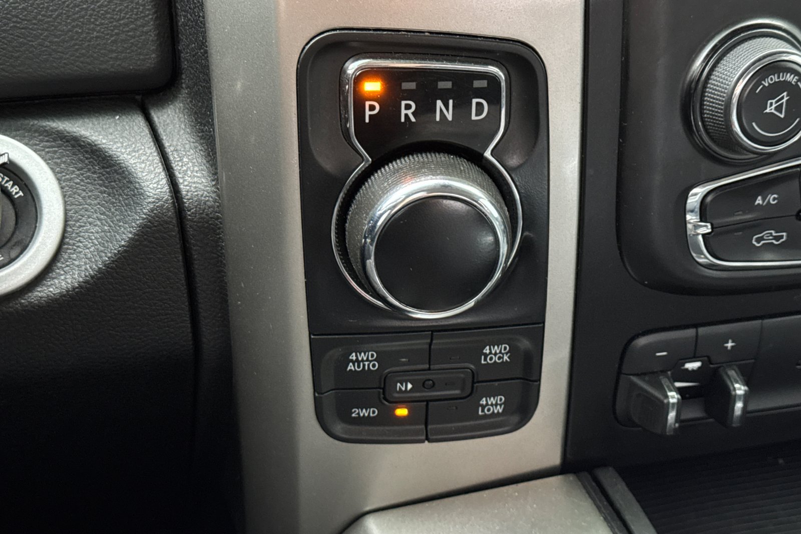 Used 2017 RAM 1500 Big Horn AWD/4WD image 32