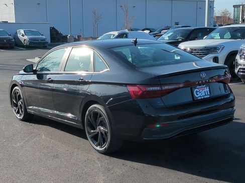 New 2026 Volkswagen Jetta SE image 8