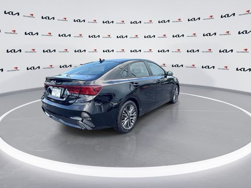 Used 2024 Kia Forte GT-Line FWD image 8