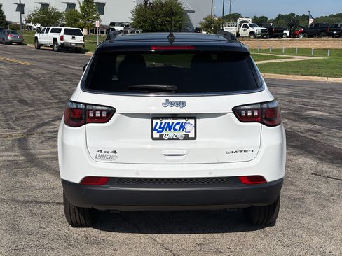 New 2026 Jeep Compass Limited w/ Sun, Sound & Navigation Group AWD/4WD image 3