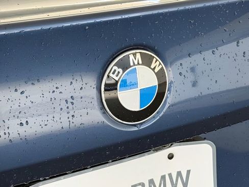 Used 2025 BMW 530i w/ Premium Package image 9