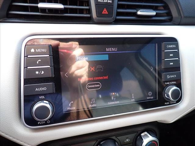 Used 2021 Nissan Versa SV FWD image 18