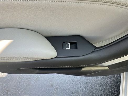 Used 2018 Cadillac CTS AWD Sedan image 35