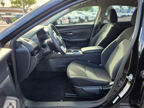 Used 2024 Nissan Sentra SV FWD image 12