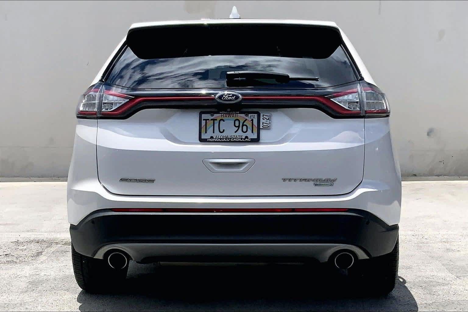 Used 2018 Ford Edge Titanium w/ Equipment Group 301A FWD image 5