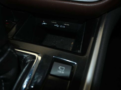 Used 2020 Subaru Outback Touring XT AWD/4WD image 48
