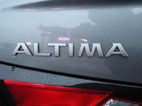 Used 2024 Nissan Altima 2.5 SV image 52