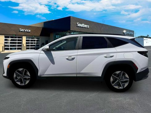 New 2026 Hyundai Tucson SEL image 3