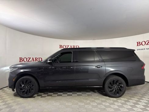 Certified 2025 Lincoln Navigator L Reserve w/ Jet Appearance Package AWD/4WD image 5