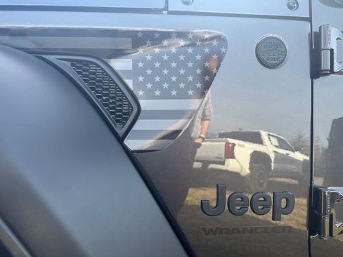 Used 2021 Jeep Wrangler Sport image 35