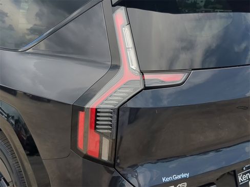 New 2026 Kia EV9 GT-Line image 11