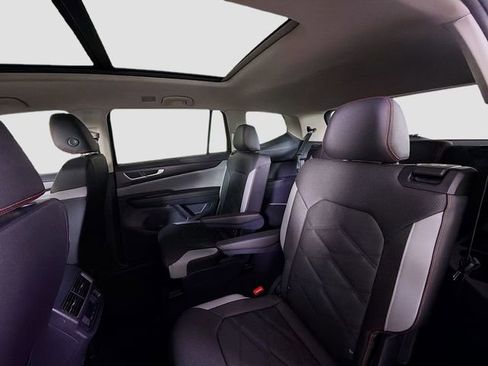 New 2026 Volkswagen Atlas Peak Edition AWD/4WD image 22