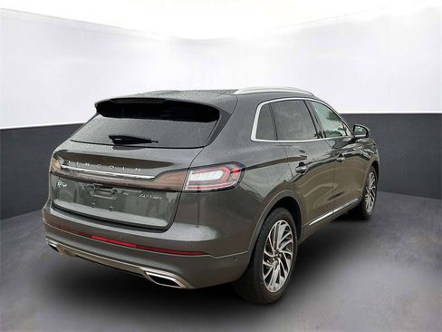 Used 2019 Lincoln Nautilus Reserve image 6