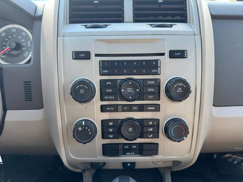 Used 2010 Ford Escape XLT image 20
