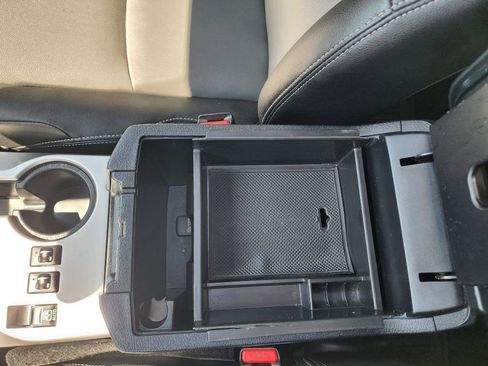 Used 2020 Toyota 4Runner SR5 Premium w/ Moonroof Package image 22