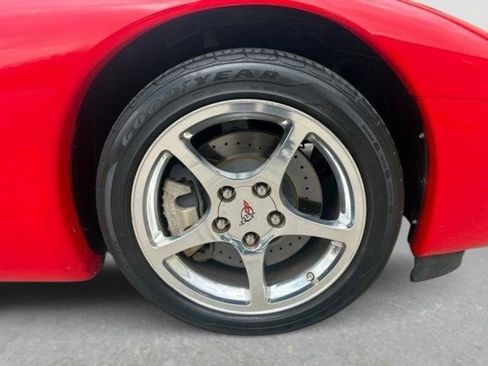 Used 2003 Chevrolet Corvette Coupe w/ Preferred Equipment Group image 9