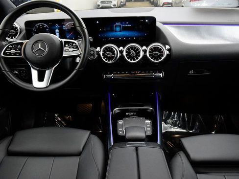 Certified 2023 Mercedes-Benz GLA 250 image 17