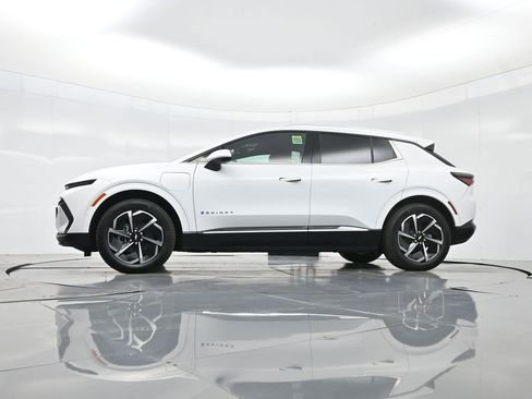 Used 2025 Chevrolet Equinox EV LT w/ Convenience Package image 48