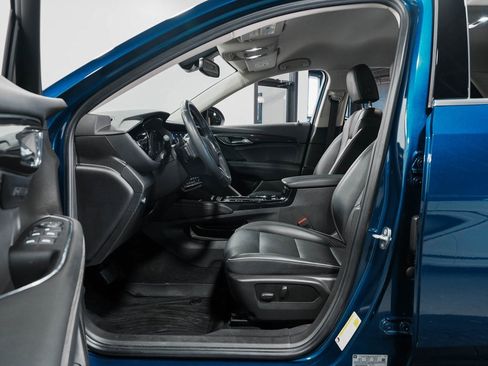 Used 2023 Buick Envision Essence image 29