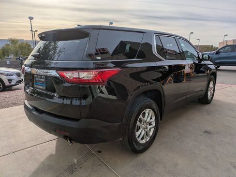 Used 2020 Chevrolet Traverse LS w/ LPO, Cargo Package image 5