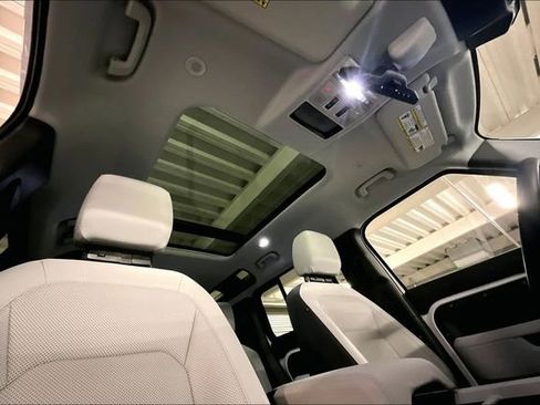 Certified 2025 Land Rover Defender 110 S image 30