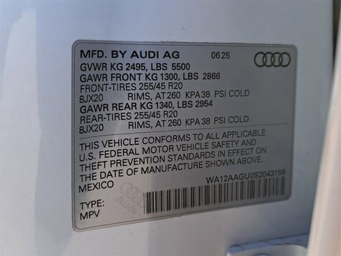 New 2025 Audi Q5 Premium Plus image 40