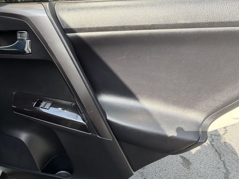 Used 2016 Toyota RAV4 SE AWD/4WD image 37