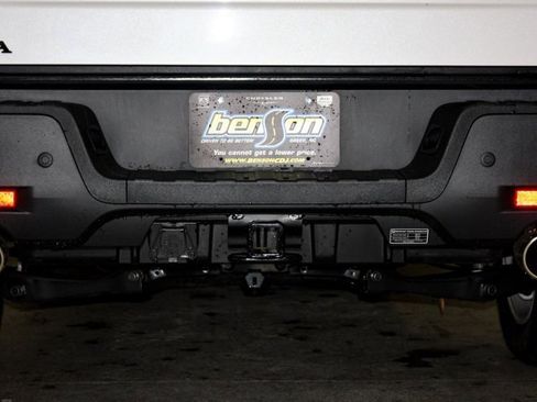 Used 2025 Honda Ridgeline TrailSport image 9