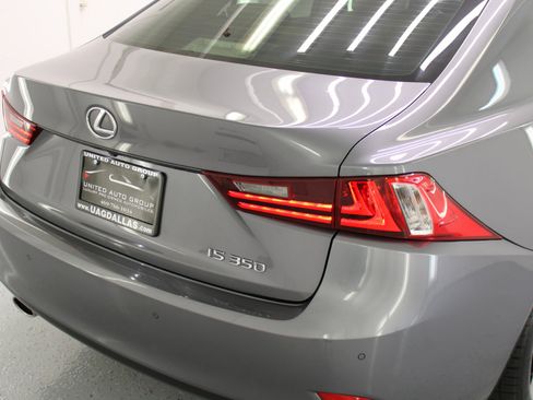 Used 2014 Lexus IS 350 image 19