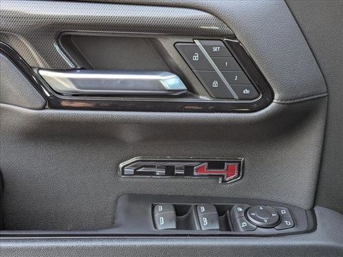 Used 2023 GMC Sierra 1500 AT4 w/ Technology Package image 14