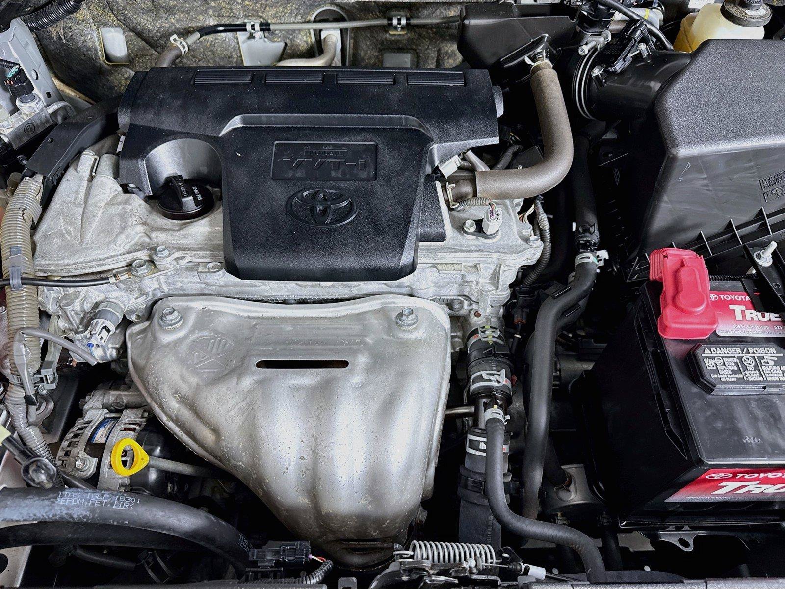 Used 2018 Toyota RAV4 XLE FWD image 40