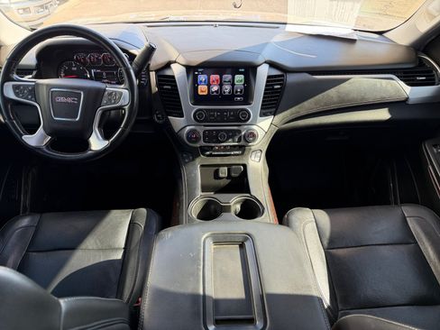Used 2020 GMC Yukon XL SLT AWD/4WD image 12