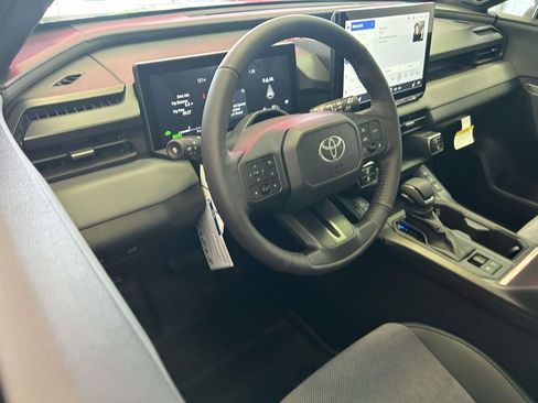 Used 2026 Toyota RAV4 XSE w/ Panoramic Sun Roof Package AWD/4WD image 13