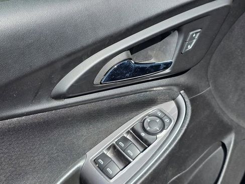 Used 2024 Chevrolet Malibu LS image 18