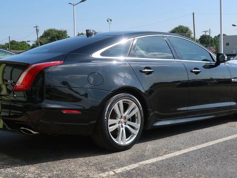 Used 2016 Jaguar XJ R-Sport image 14