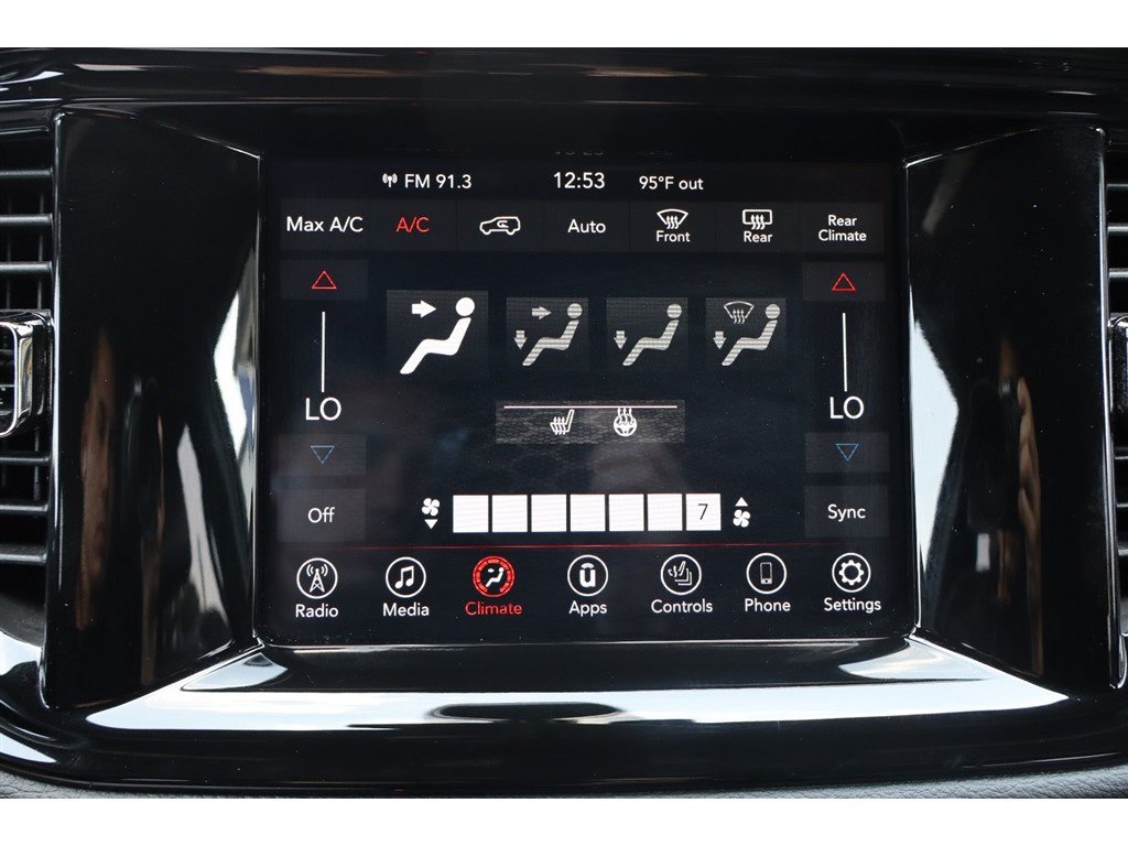 Used 2022 Dodge Durango GT RWD image 40