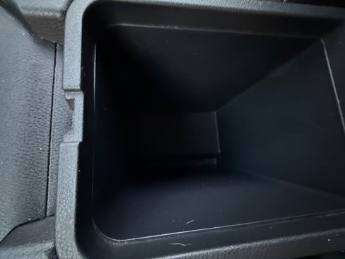 Certified 2022 Nissan Sentra SV w/ Trunk Package FWD image 15