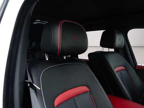 Used 2022 Rolls-Royce Cullinan AWD/4WD image 23
