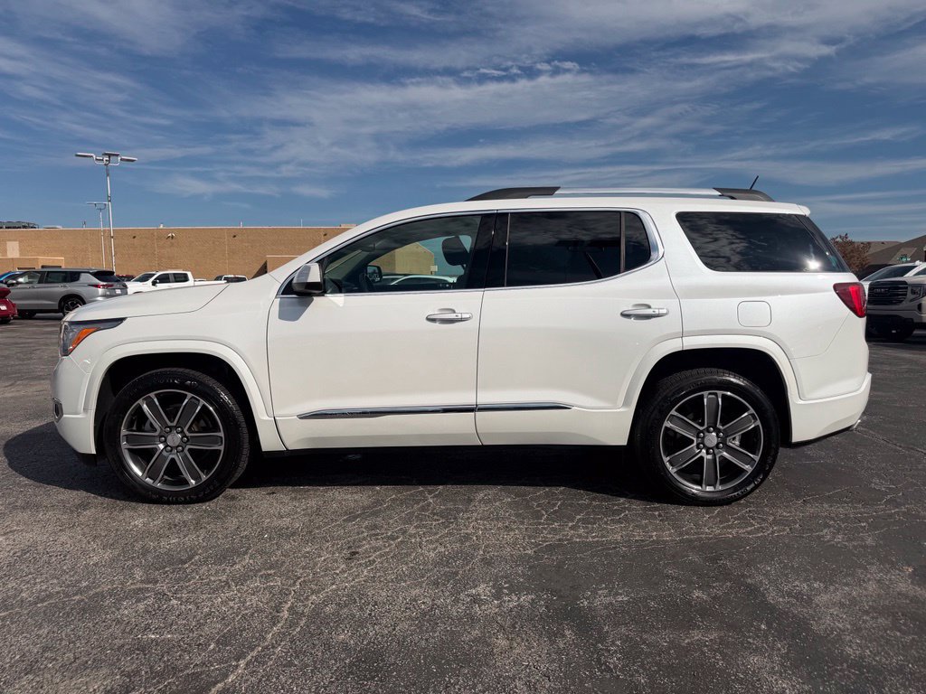 Used 2019 GMC Acadia Denali w/ Technology Package AWD/4WD image 12