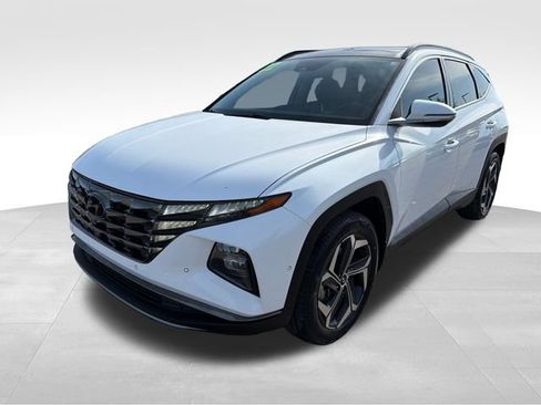 Used 2022 Hyundai Tucson Limited w/ Cargo Package AWD/4WD image 3