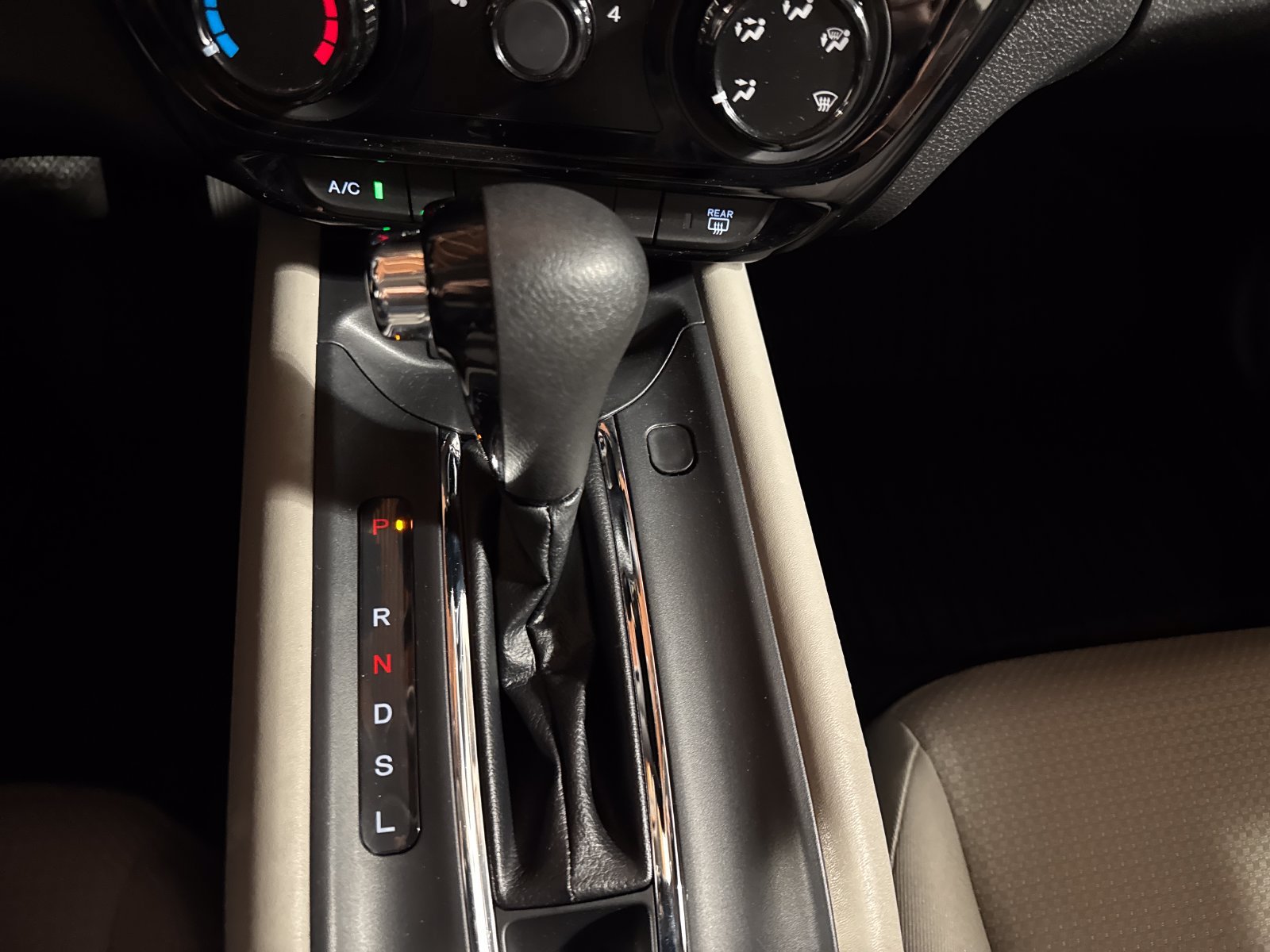 Certified 2019 Honda HR-V LX image 20
