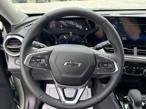 New 2026 Chevrolet Trax ACTIV w/ Driver Confidence Package FWD image 16