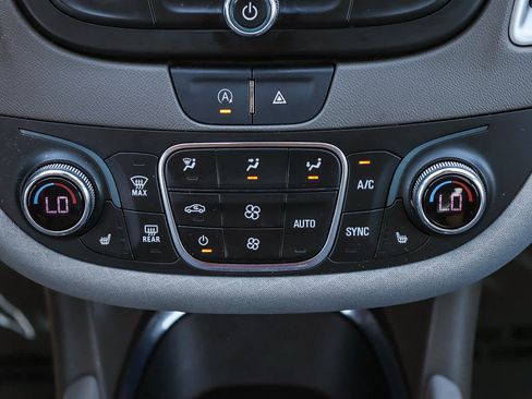 Used 2023 Chevrolet Malibu LT image 16