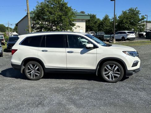 Used 2017 Honda Pilot Elite image 9
