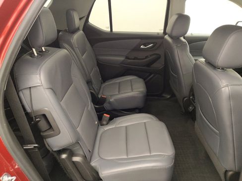 Used 2018 Chevrolet Traverse LT w/ LPO, Floor Liner Package image 19