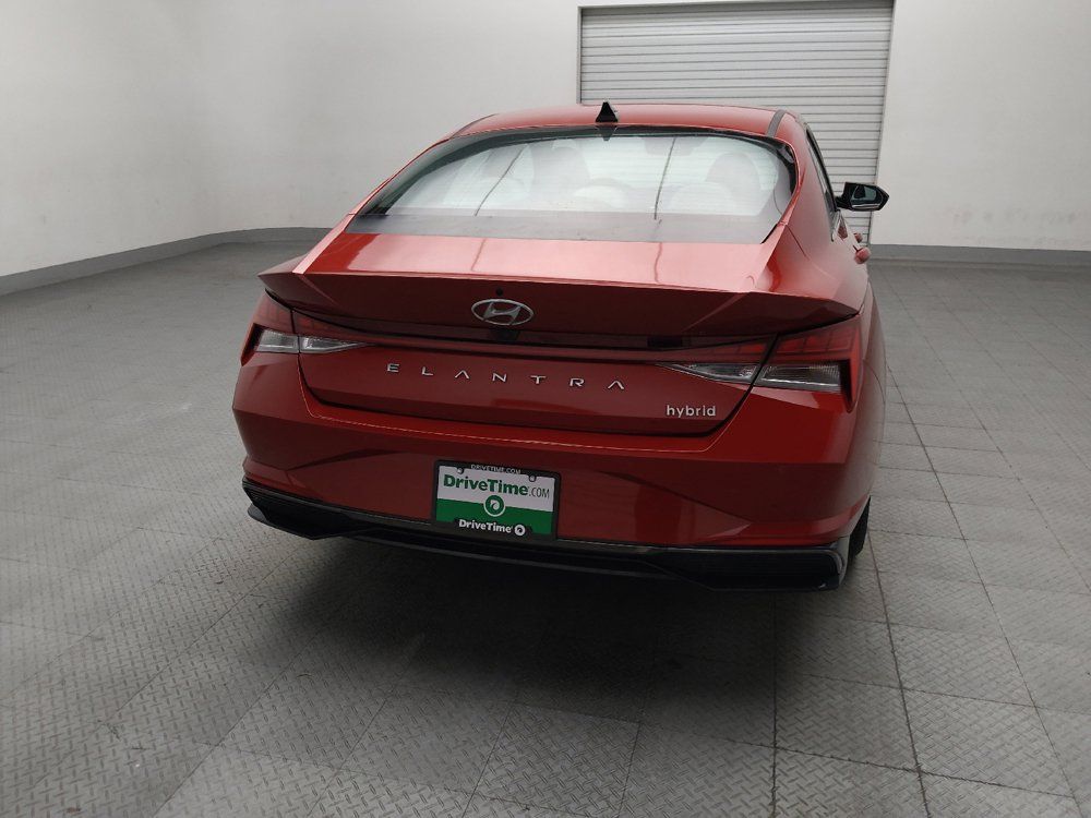 Used 2023 Hyundai Elantra Limited FWD image 7